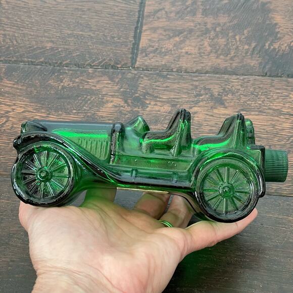 Vintage Avon Car Decanter Green Glass Bottle Empty Cologne Collectible Man Cave - Picture 13 of 16